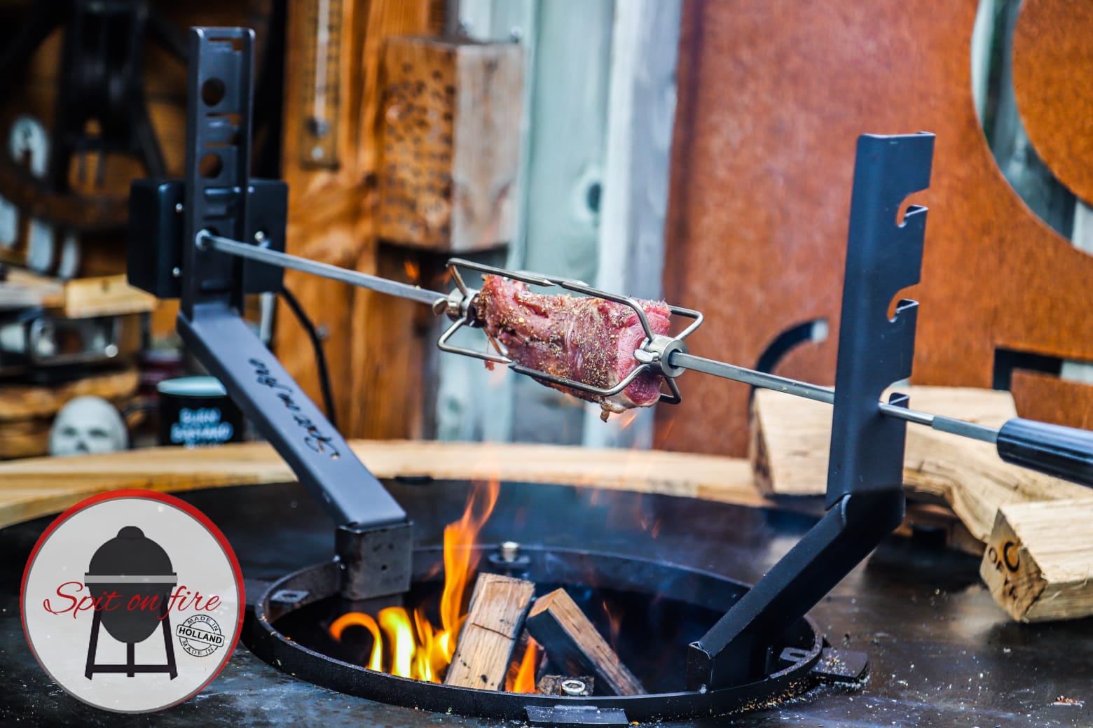 The Spit on Fire Rotisserie voor OFYR 85